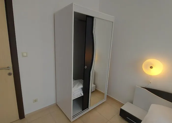 Admiral Plaza, & Apartment Sunny Beach