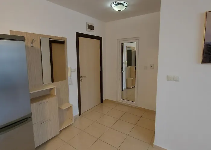 Admiral Plaza, & Apartment *