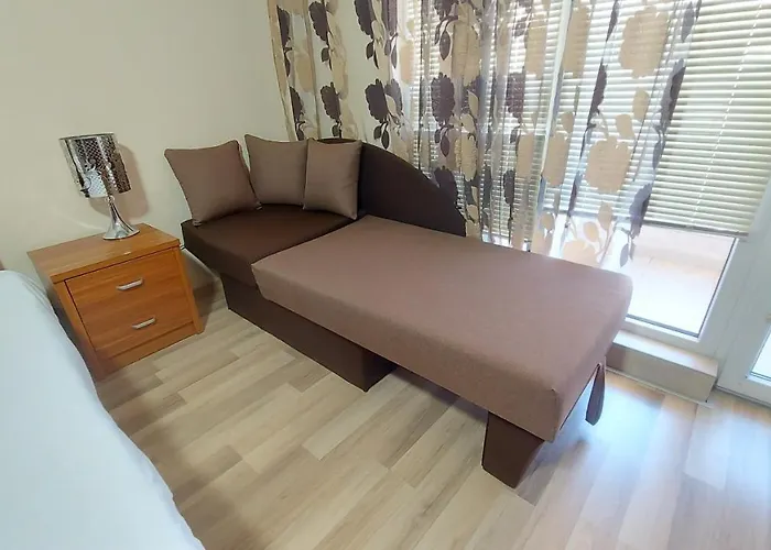 Apartment Admiral Plaza, & *