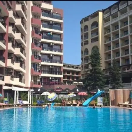 Admiral Plaza, & Apartament Sunny Beach