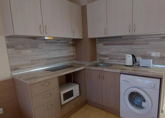 Admiral Plaza, & Apartment *